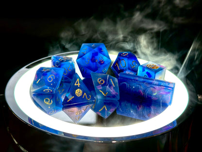 Niebieski zestaw kostek RPG z holograficznymi płatkami, ręcznie robione kostki do DnD