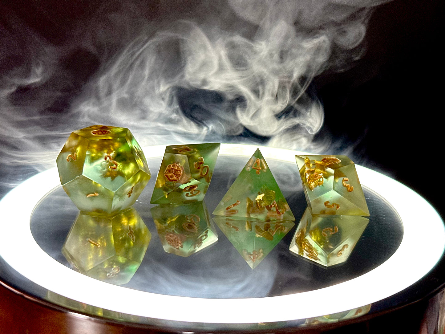 Zestaw kostek RPG d12 d100 d10 d8 transparentne zielone złote płatki – premium
